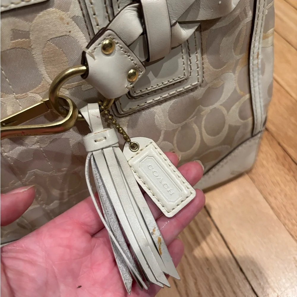 Coach Cream and White Signature Satchel - Picture 3 of 7
